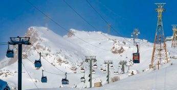 Вчера на Эльбрусе три человека погибли при обрыве канатной дороги