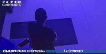 В Бобруйске парень забыл в магазине кошелек с 2 тысячами рублей — его забрал другой покупатель. Угадайте, что было дальше