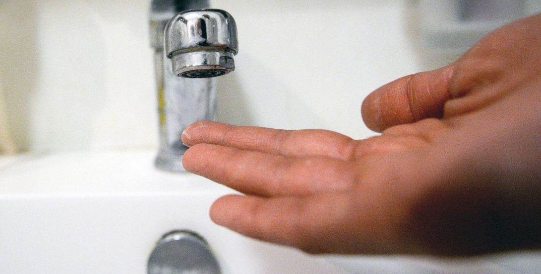 Могут ли отключить свет из-за долга за воду? Объяснила адвокат из Могилева