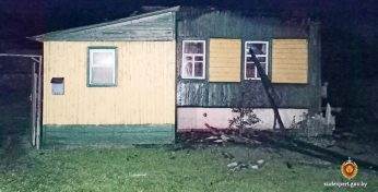 В Чаусском районе пенсионер бросился в горящий дом за ключами от машины — мужчину не спасли