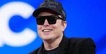 Илон Маск стал первым в истории человеком с состоянием 500 миллиардов долларов