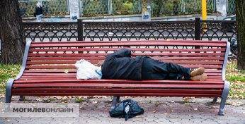 В США бездомным ежемесячно и безвозмездно давали деньги в рамках эксперимента — вот, что из этого получилось