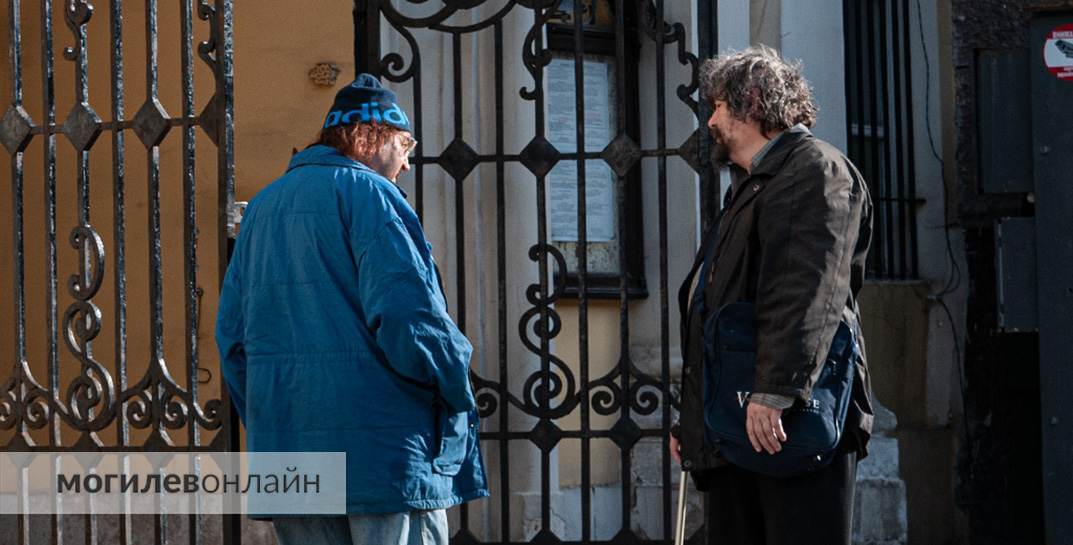 Можно ли в Беларуси подарить квартиру за пожизненный уход? Ответила нотариус