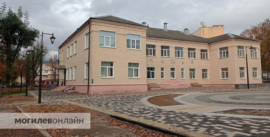 Посмотрели, как преображаются дворы на Ленинской