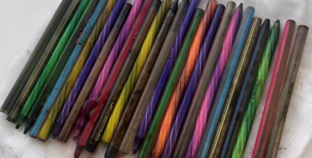 Житель Казахстана на спор проглотил 26 ручек и угремел в больницу