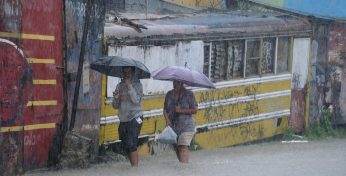 Самый мощный за 200 лет ураган движется на Ямайку