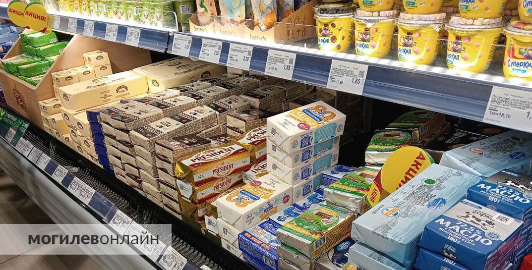 Сколько стоят белорусские молочка, шоколад и алкоголь в России?  Сравнили цены на одни и те же продукты в Пскове и Могилеве